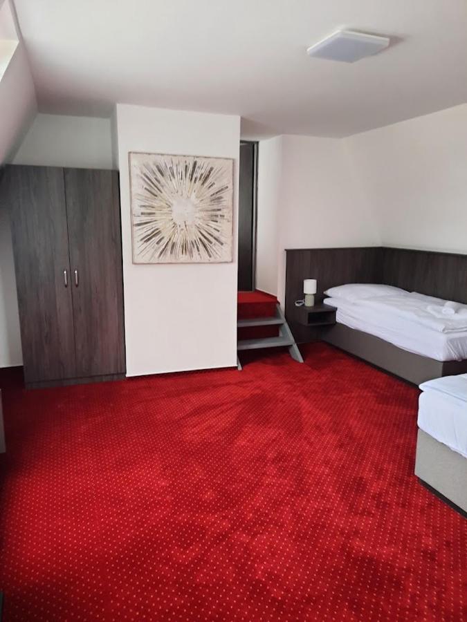 Hotel Orka Moravska Trebova Luaran gambar